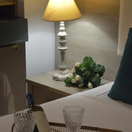 Apart Otel Aqua Mare Sea Side Nea Kallikrateia