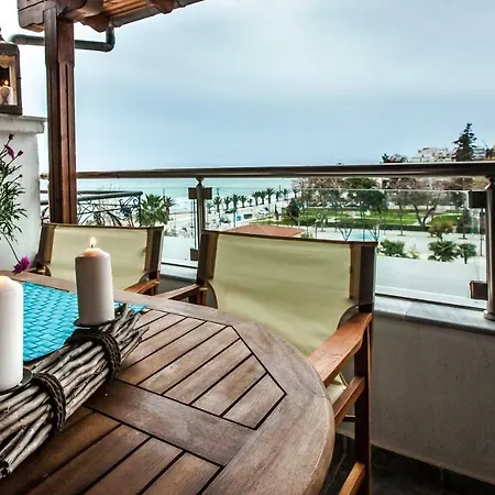 Aqua Mare Sea Side מלון דירות