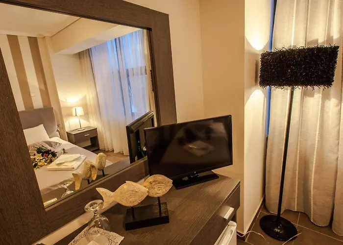 Aqua Mare Sea Side Aparthotel 3*