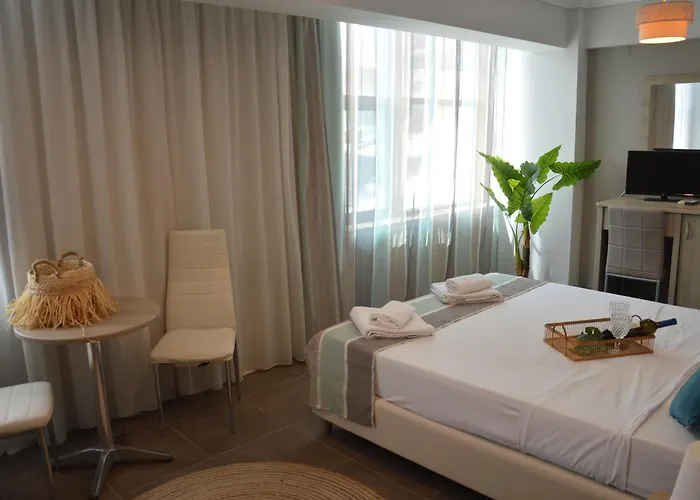 Aqua Mare Sea Side Nea Kallikrateia