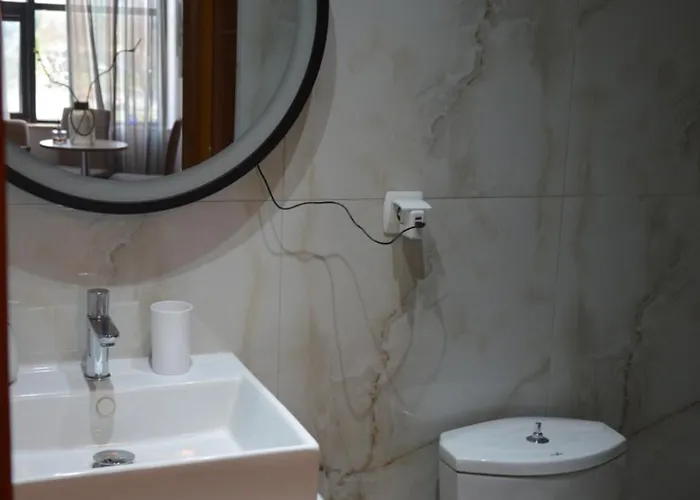 Aqua Mare Sea Side Aparthotel