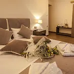 Aqua Mare Sea Side Apartmanhotel